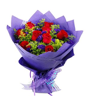 send one dozen red roses bouquet to vietnam