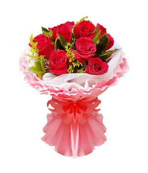 12 Pcs. Red Roses in Bouquet